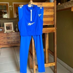 Ladies Reebok Running Outfit